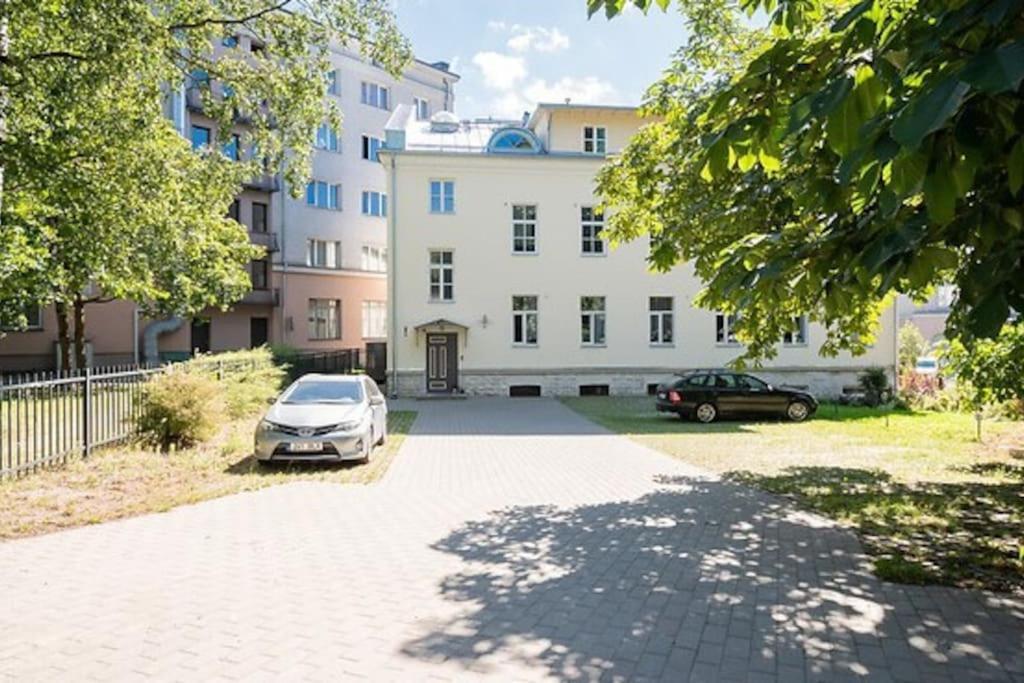 Cozy 1-bedr In The Centre Near Old Town With Private Parking *