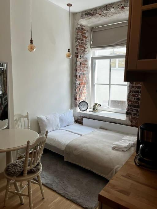 Cozy 1-bedr In The Centre Near Old Town With Private Parking *